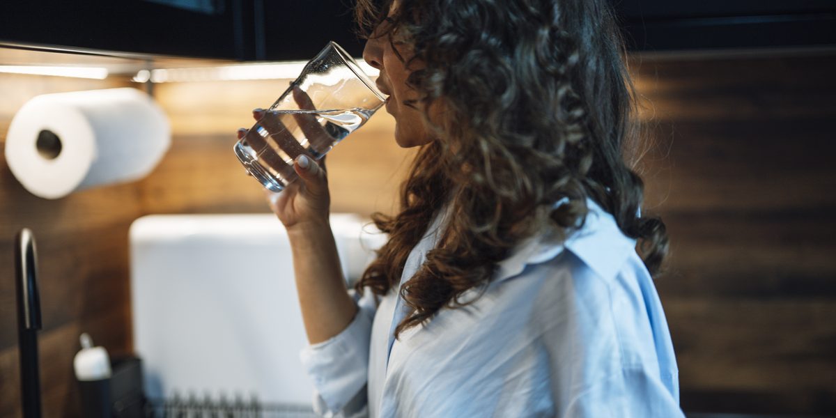 Simple Ways to Drink More Water Without Thinking About It