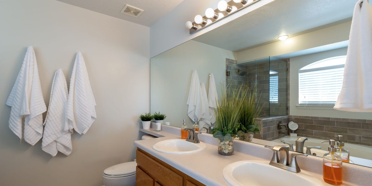 Bathroom Refresh Ideas That Skip the Renovation