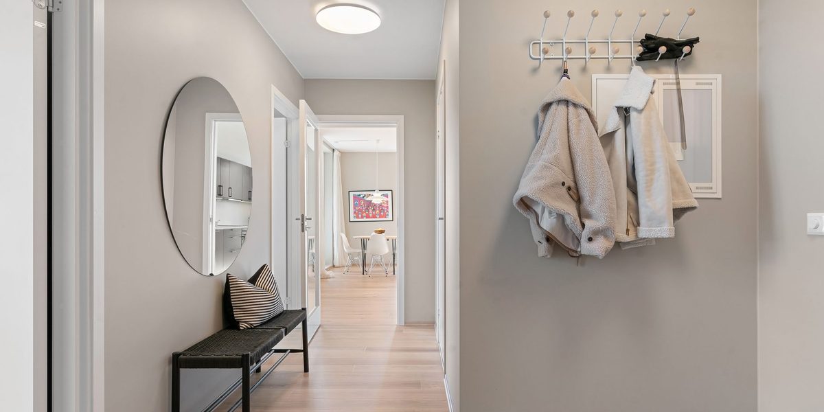 Entryway Organization Ideas for a Welcoming First Impression