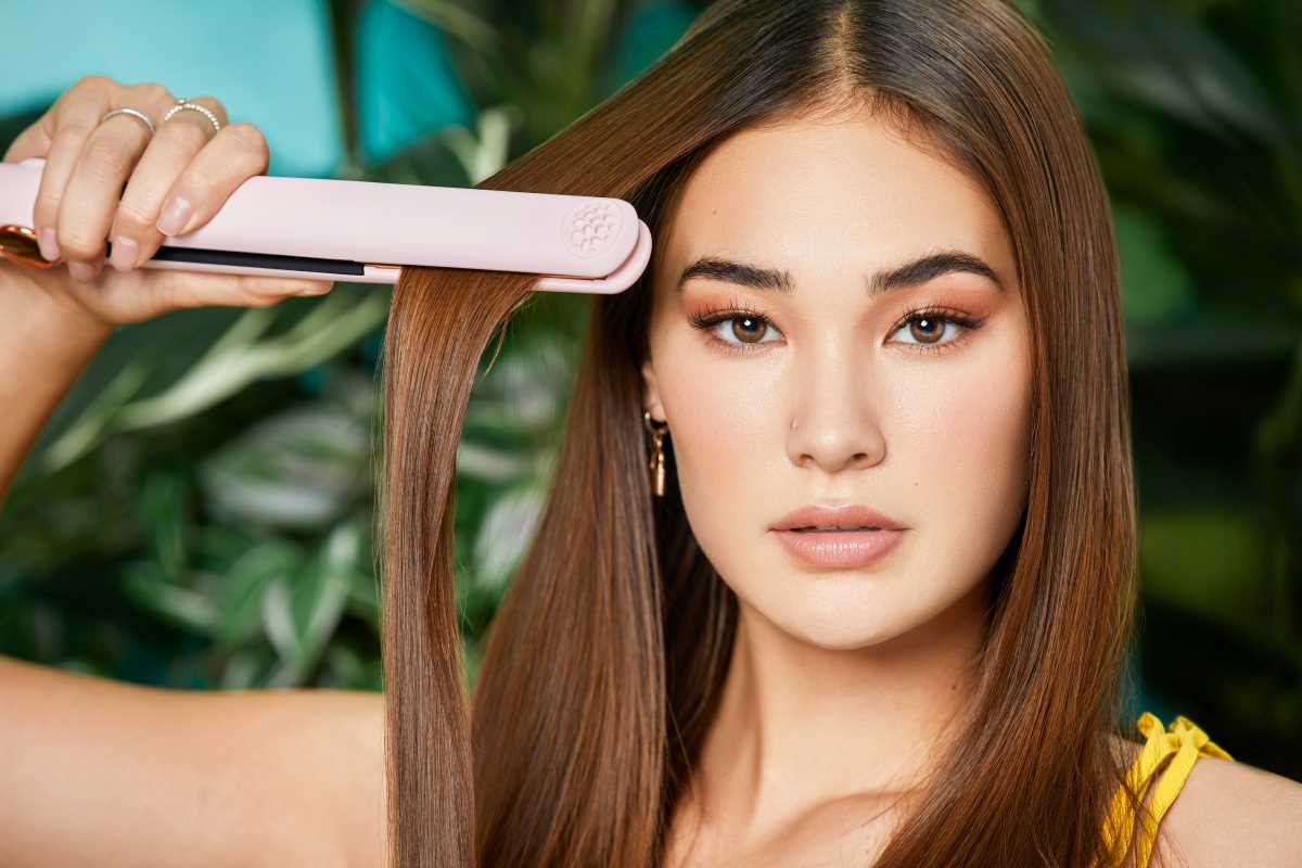 Secrets to Achieving Shiny, Glossy Hair